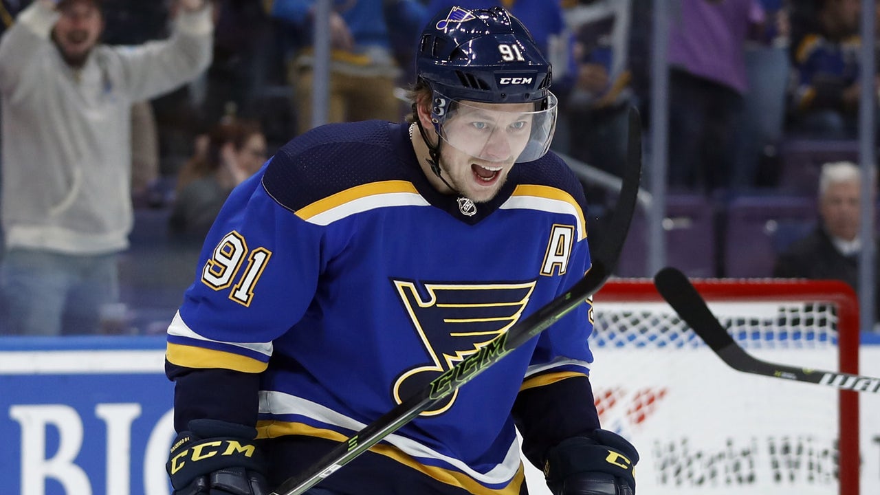 Blues turn up the offense in 5-3 win over Golden Knights
